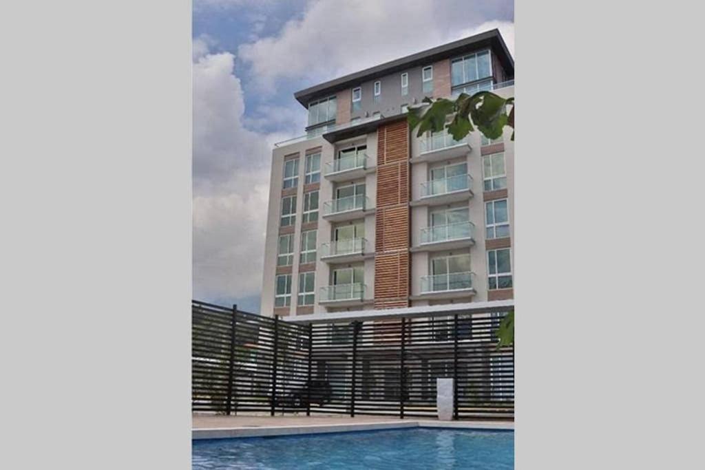 Moderno Y Acogedor Condominio En Zona Exclusiva Σαν Πέδρο Σούλα Εξωτερικό φωτογραφία